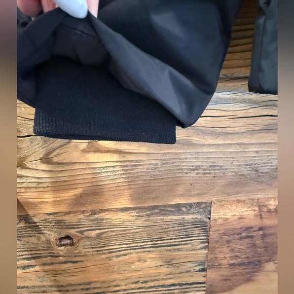 Women's Black DOWN Filled Ski Jacket NWT - Picture 5 of 15